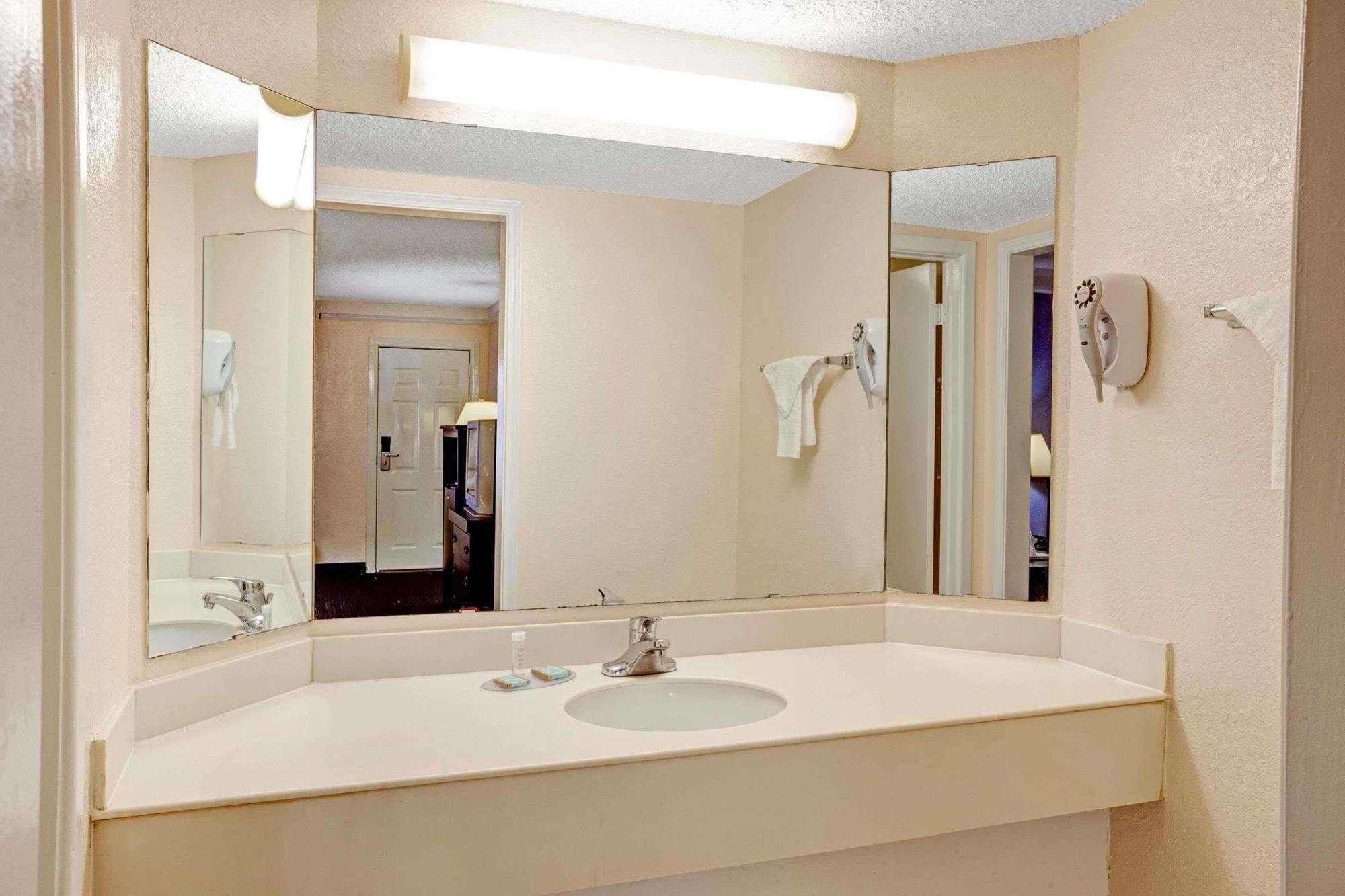 Travelodge By Wyndham North Richland Hills/Dallas/Ft Worth Exteriér fotografie